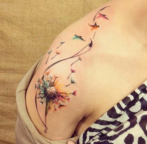 Female shoulder tattoo: get inspired with beautiful suggestions before making yours!