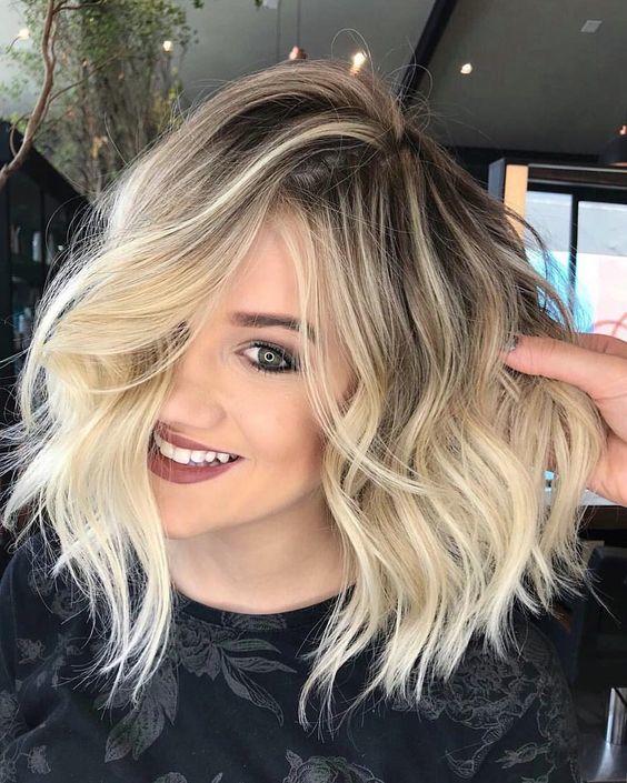 Platinum ombré hair : la teinte radicale hyper tendance !