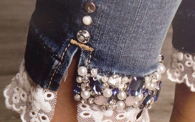 How to customize jeans: 10 easy and creative ways