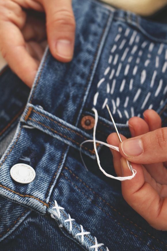 Comment customiser un jean : 10 façons simples et créatives