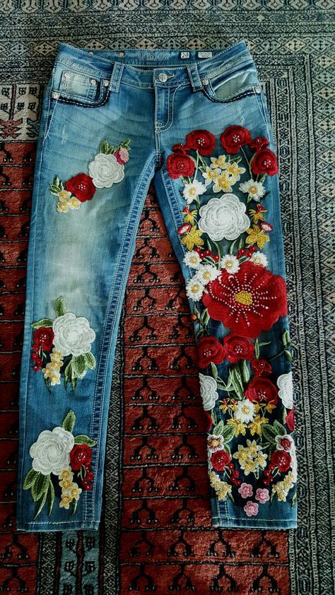 How to customize jeans: 10 easy and creative ways