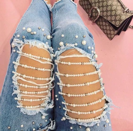 How to customize jeans: 10 easy and creative ways