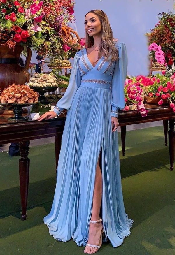 Blue dress: 39 images that will make you want to wear one now