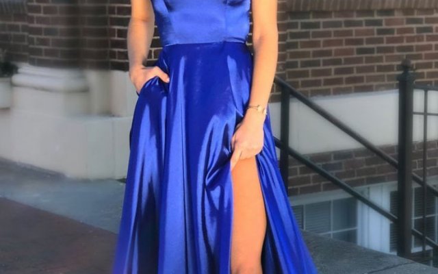 Blue dress: 39 images that will make you want to wear one now