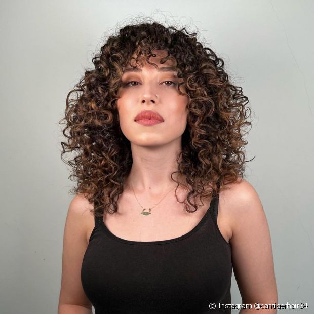 25 before and after photos of curly cuts with bangs