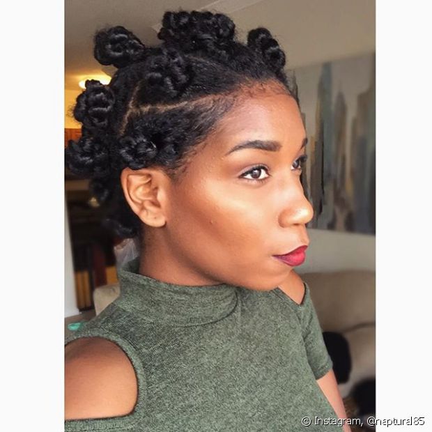 Updo hairstyles for curly hair: 50 photos of buns, ponytails and braids to inspire you