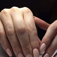 Comment réparer un ongle cassé ? Connaissez 5 astuces pour vous sauver dans ces moments-là !