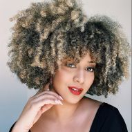 Platinum curly hair: 20 photos and tips to achieve the color without harming the strands