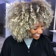 Platinum curly hair: 20 photos and tips to achieve the color without harming the strands