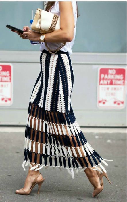Crochet skirt: how to wear this piece full of style and charm