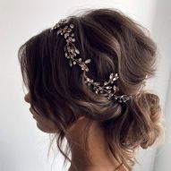 Chignon dépouillé : 12 photos de la coiffure simple pour s'inspirer