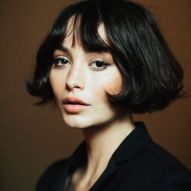 Chanel cut with bangs: how to adopt the trend in different hair types