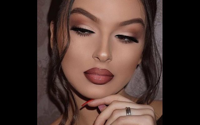 Maquillage pour le bal : découvrez comment vous démarquer