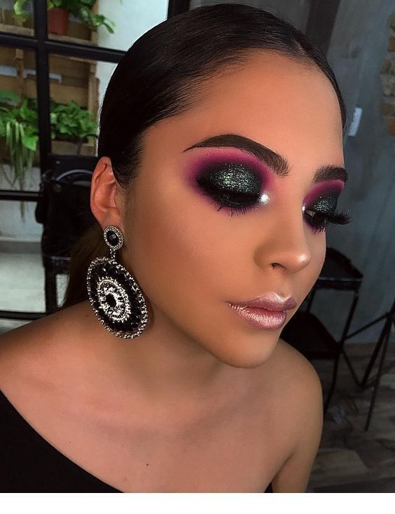 Maquillaje para el baile de graduación: mira cómo destacar