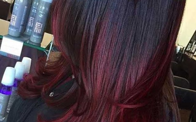 Marsala hair: the new hype for brunettes