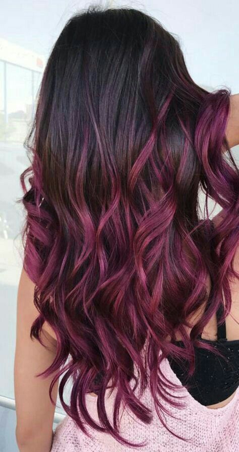 Marsala hair: the new hype for brunettes