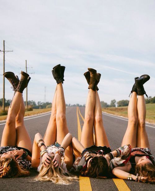 Photos with friends: 45 inspirations for unforgettable shots